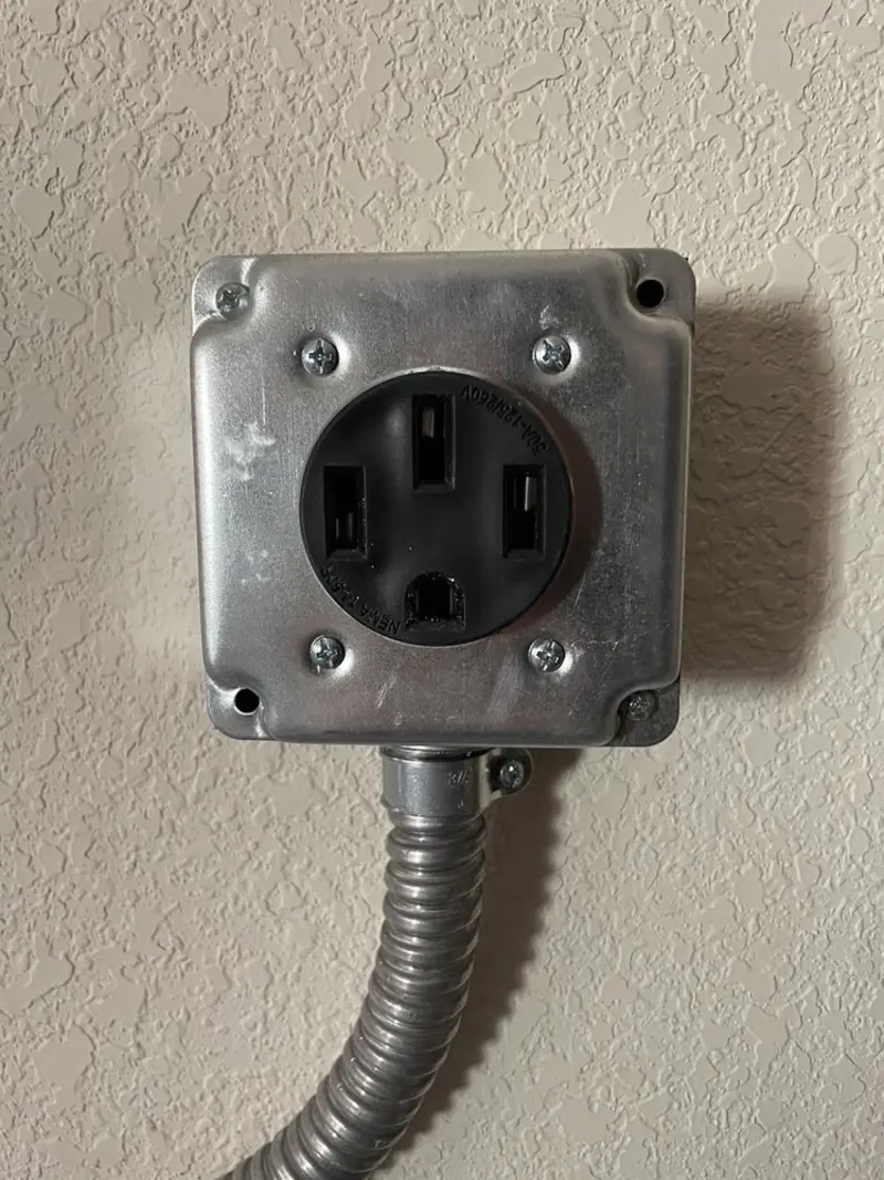 NEMA 14-50 outlet installed for Smart Home Electrical in Breckenridge Hills